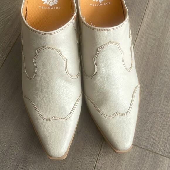 CYAN size 7.5 new without box Yellow Box Women's Ivory Mules - Picture 4 of 10